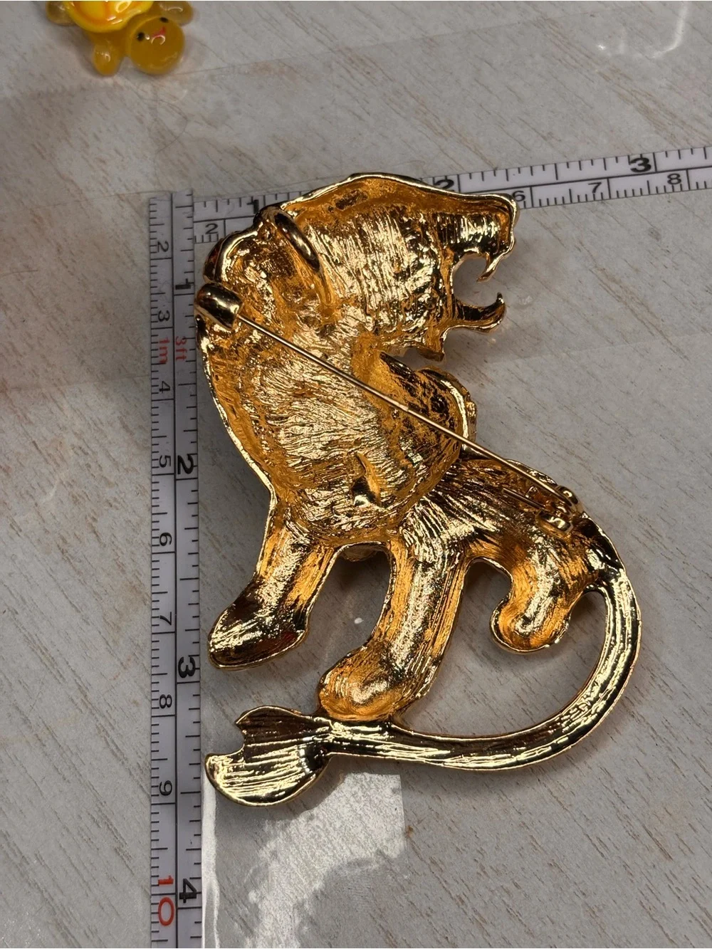 Gold Tone Lion Brooch Pin with Emerald Green Cabochons & Clear Rhinestones